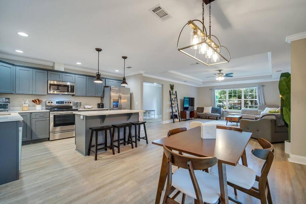 Beautiful New Construction Only 4 Min To Downtown! Villa Savannah Exterior photo